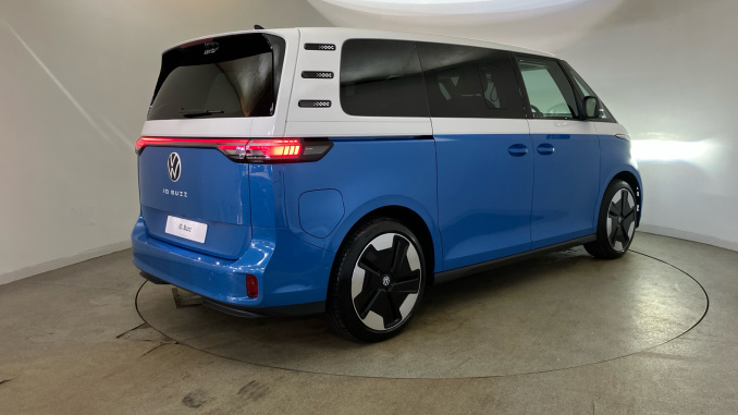 Volkswagen ID. Buzz 210kW Style Pro 79kWh 5dr Auto [Design+] Electric Estate - Image 41